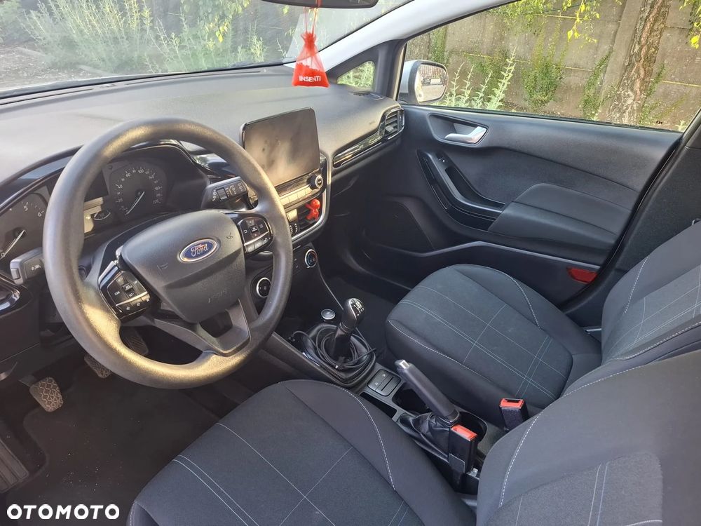 Ford Fiesta - 9