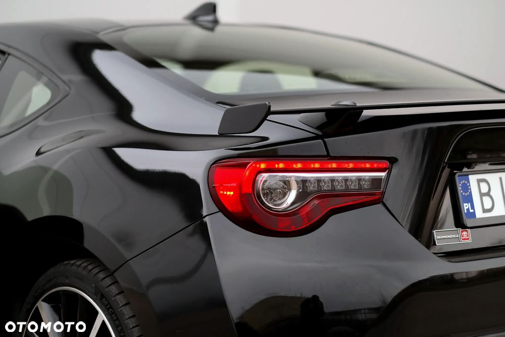 Toyota GT86 Pure - 10
