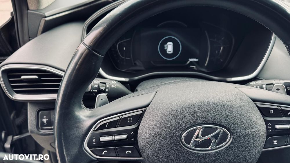 Hyundai Santa Fe 2.2 CRDi 4WD 8AT Luxury - 10