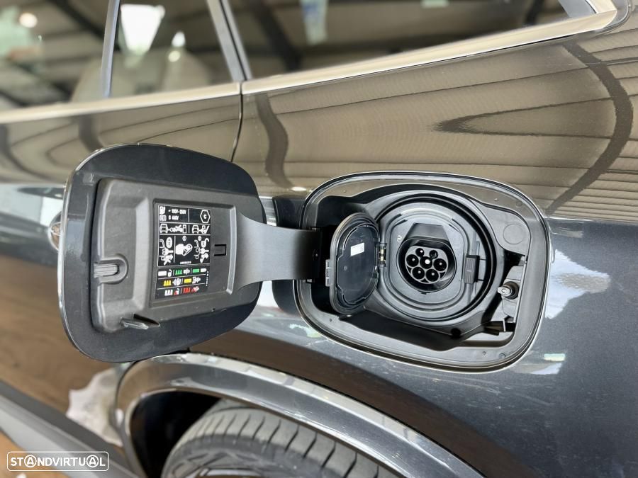 Mercedes-Benz GLC 300 de 4Matic - 10