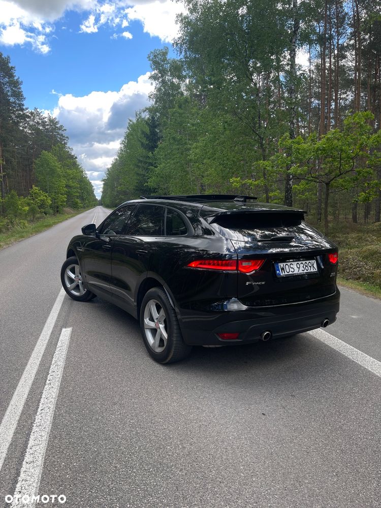 Jaguar F-Pace 35t AWD Prestige - 6