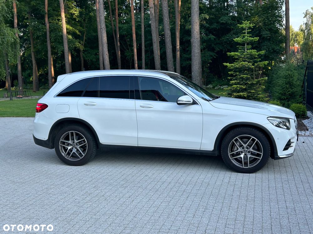 Mercedes-Benz GLC - 1