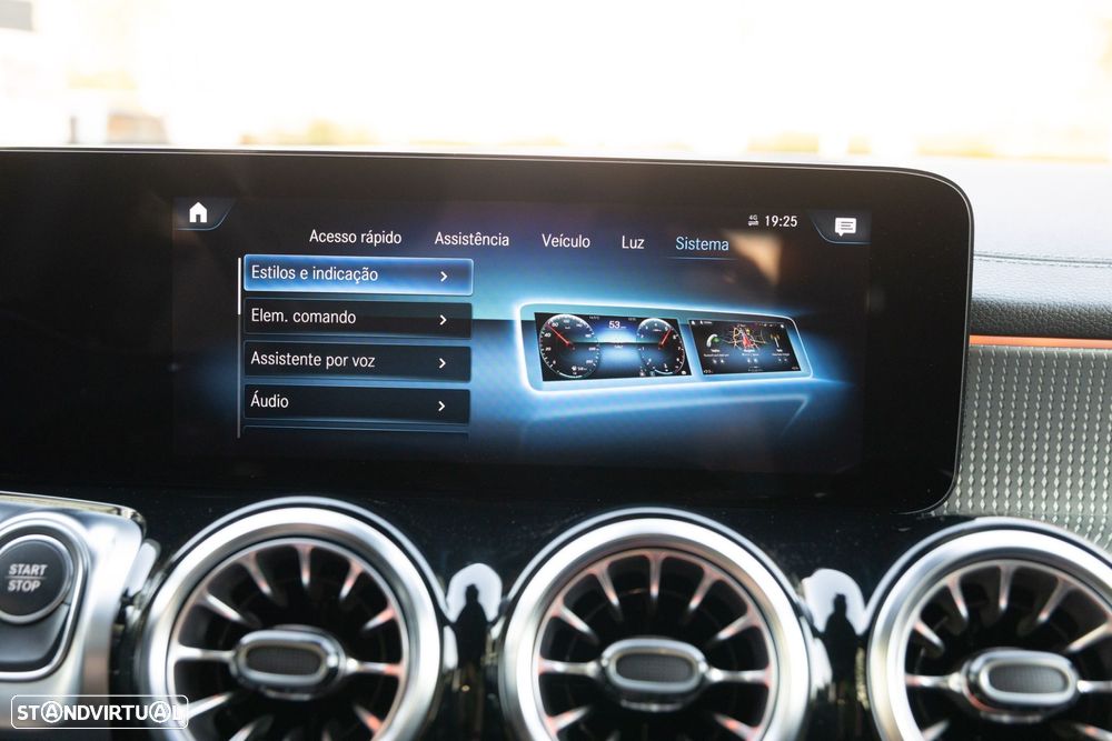 Mercedes-Benz EQB 300 4Matic AMG Line - 34