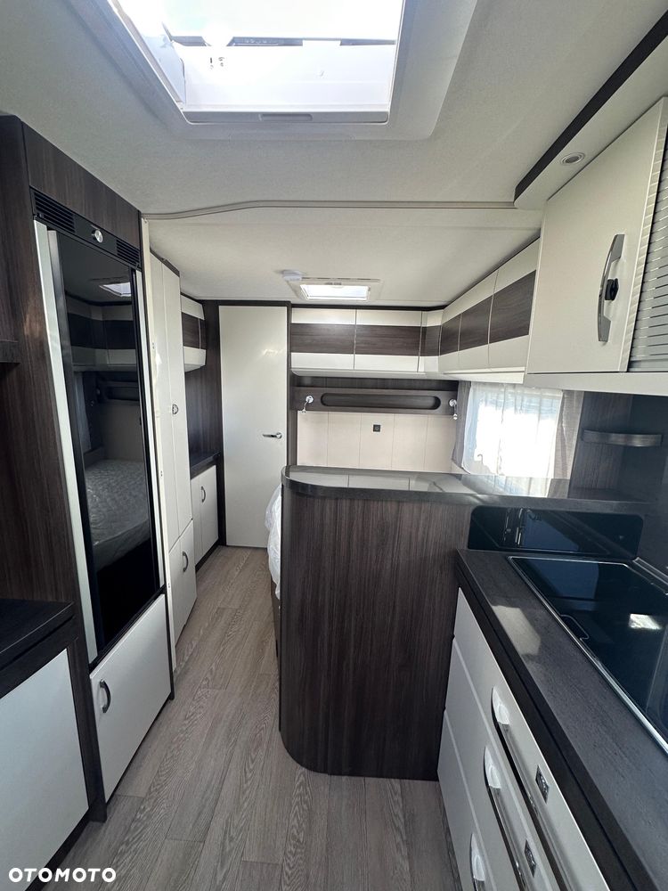 Hobby 720 KWFU PRESTIGE - 12