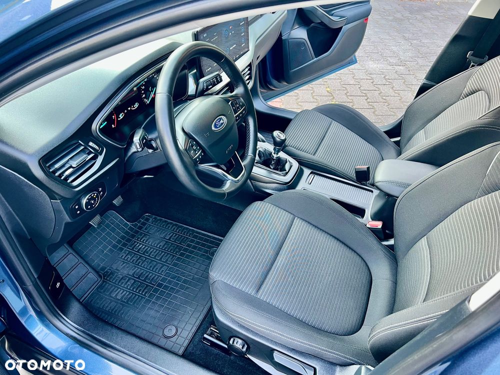 Ford Focus 1.0 EcoBoost Titanium - 9