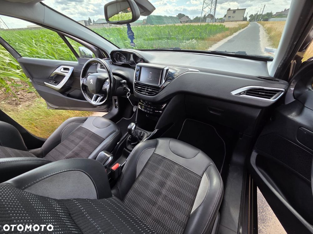 Peugeot 2008 1.6 BlueHDi Allure - 6