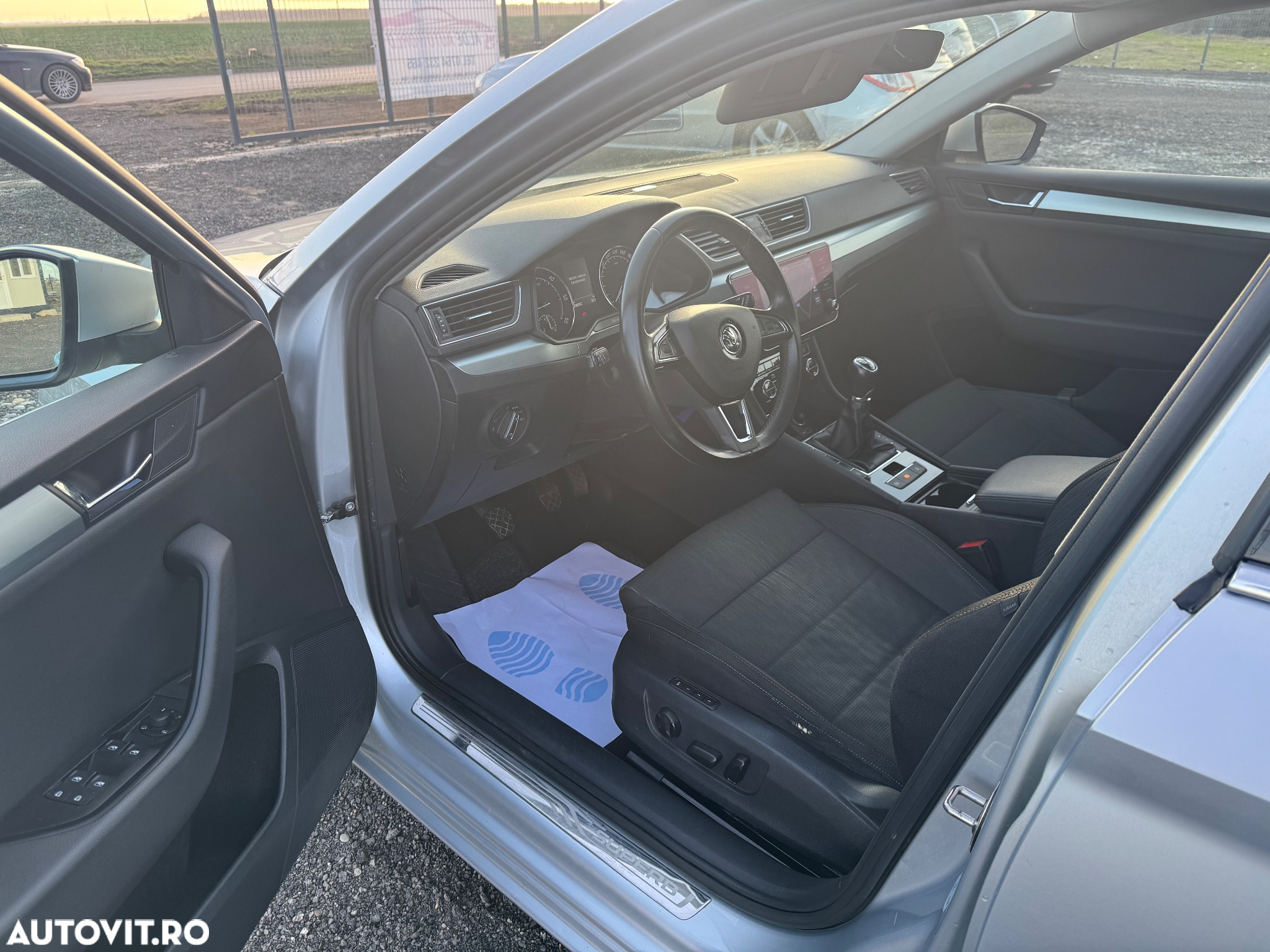 Skoda Superb 2.0 TDI Style - 6