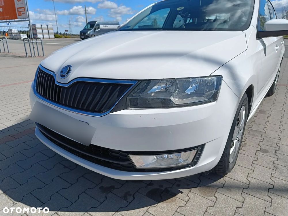 Skoda RAPID 1.2 TSI Ambition DSG - 11