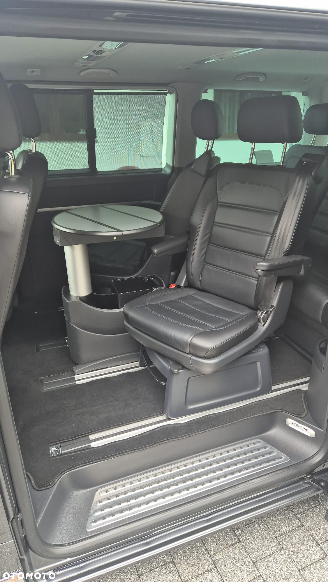Volkswagen Multivan - 26