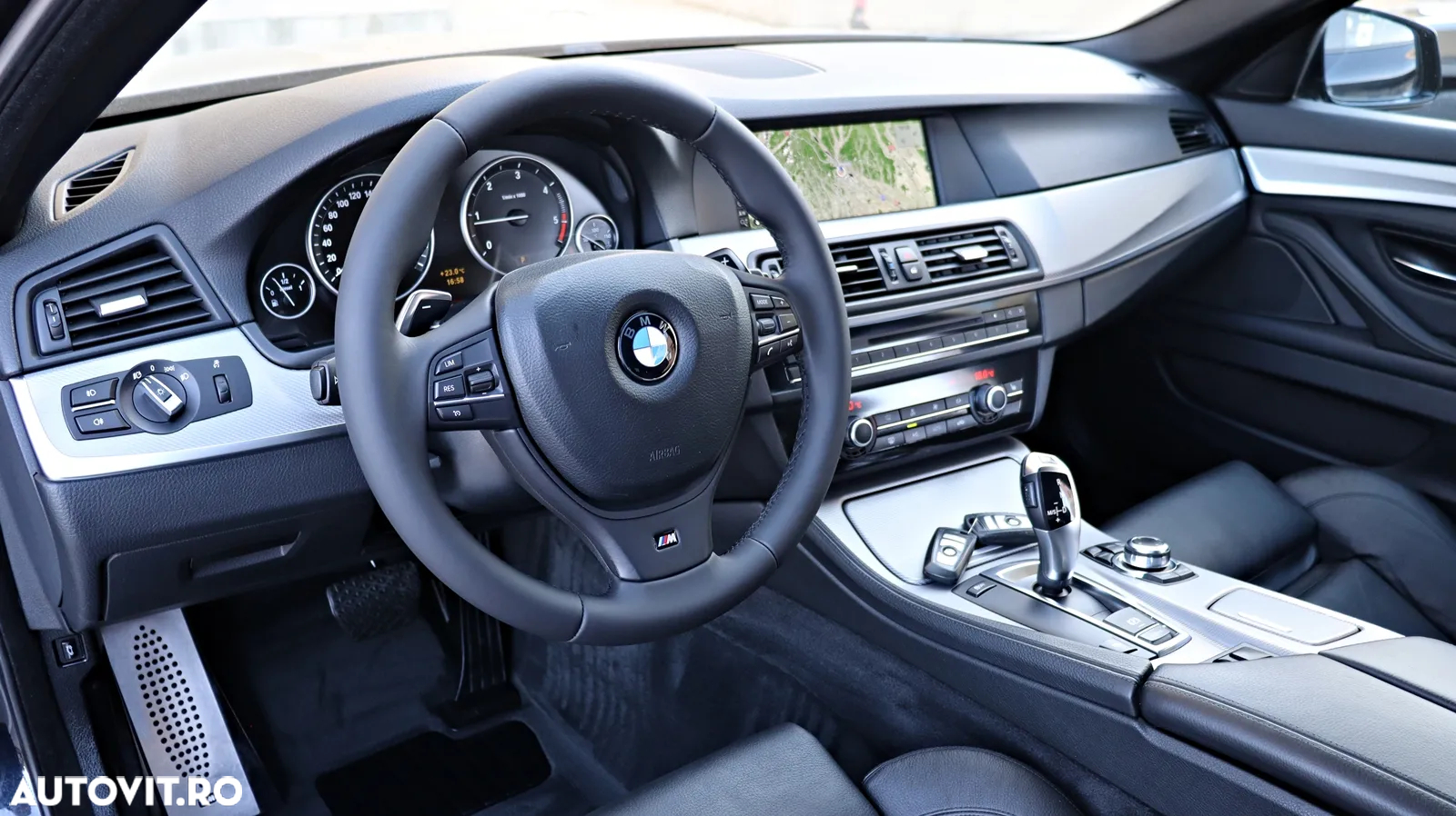 BMW Seria 5 520d - 18