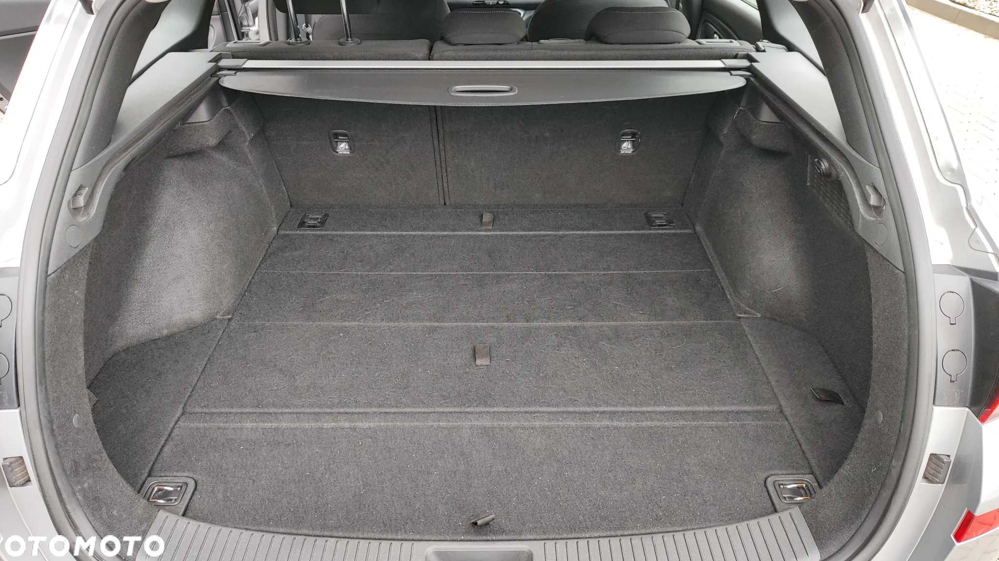Hyundai i30 1.5 DPI Classic + - 13