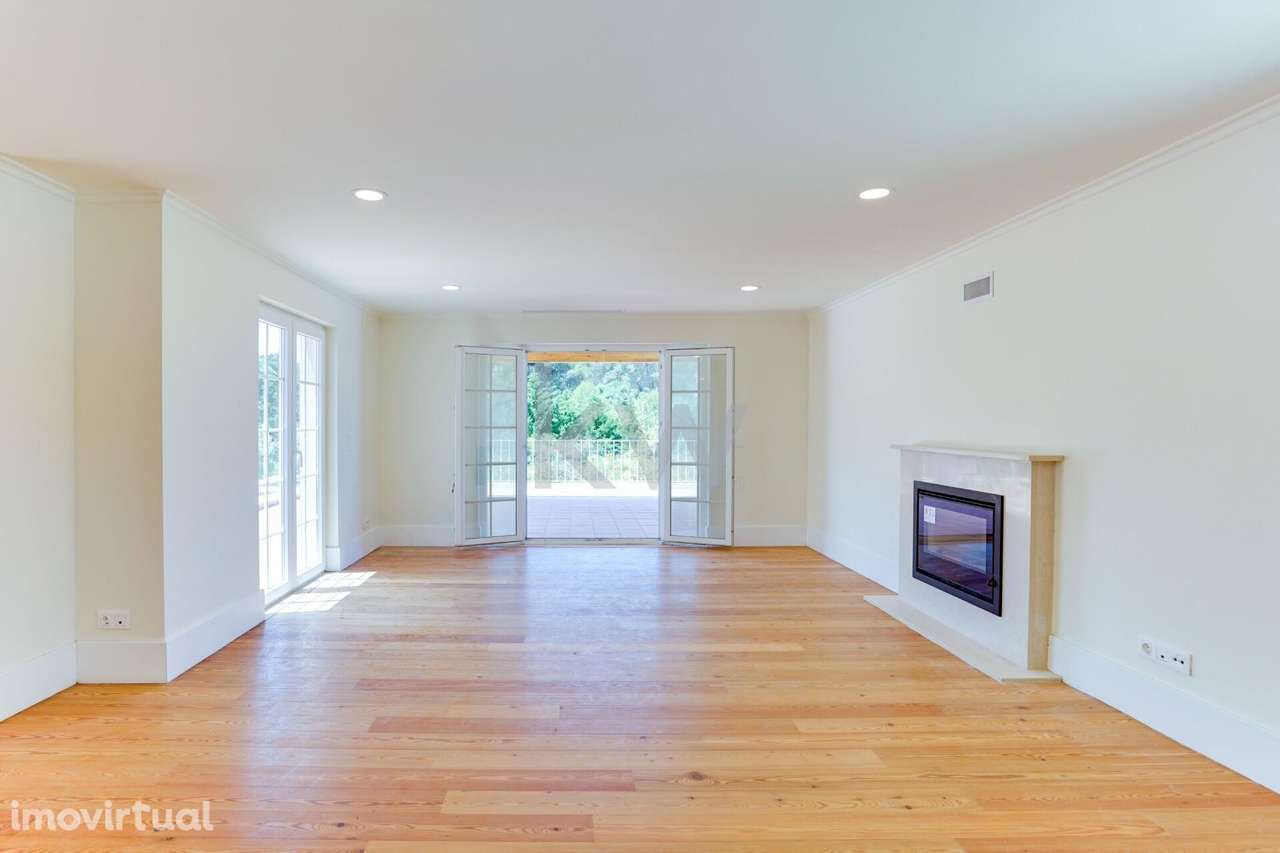 Luxuosa Moradia a escassos metros do Centro da Vila de Sintra - Grande imagem: 5/49