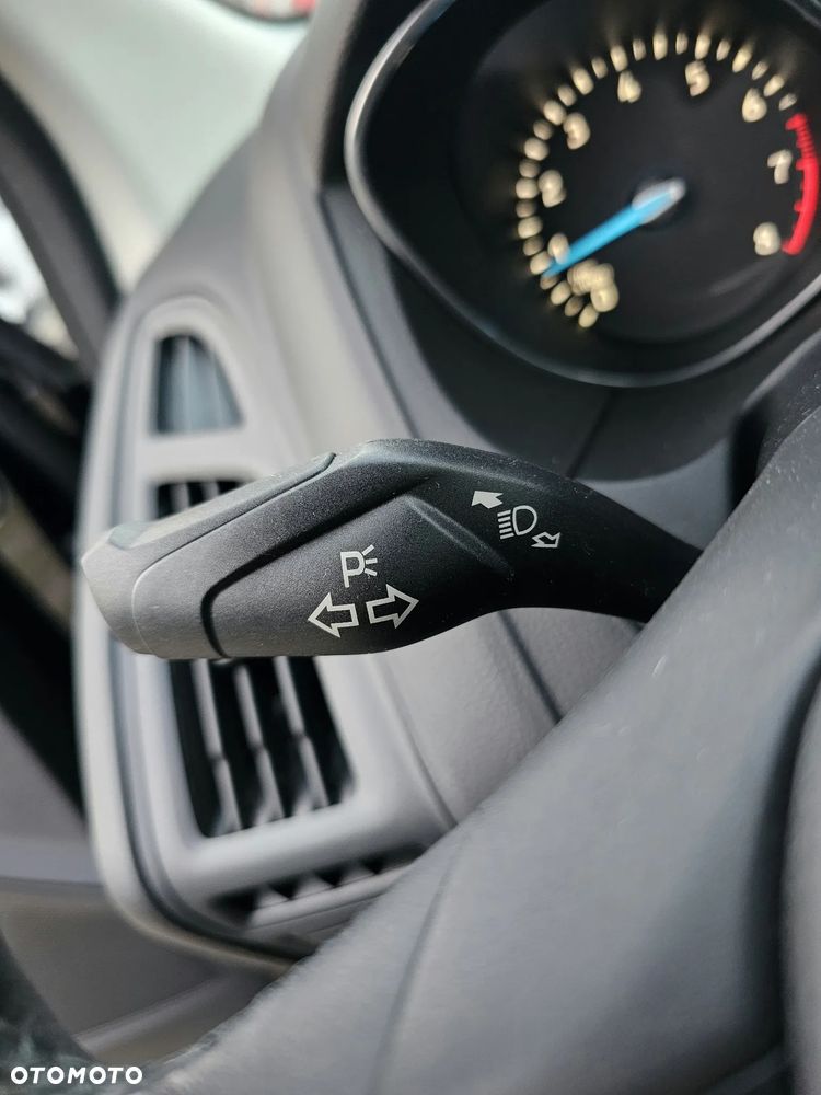 Ford Focus - 27