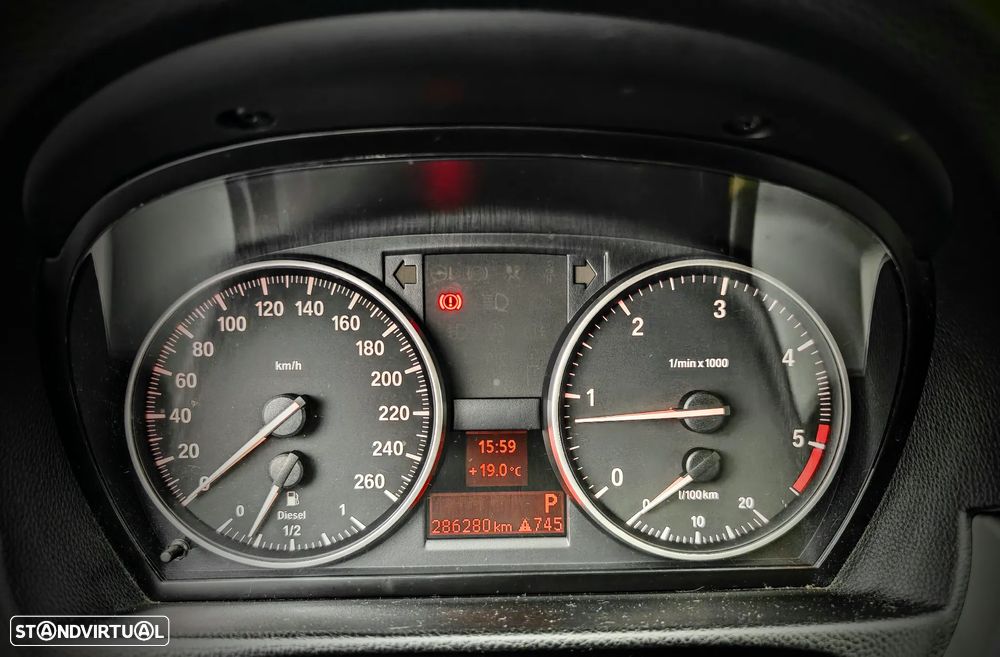 BMW 320 d Touring Navi. Sport Auto - 16