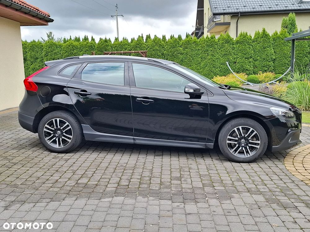 Volvo V40 Cross Country - 5