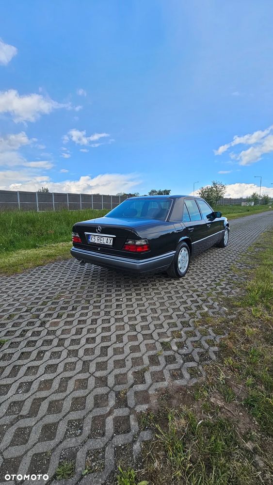 Mercedes-Benz Klasa E - 14