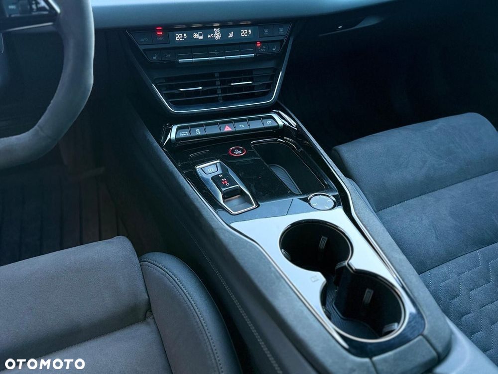 Audi e-tron GT - 26