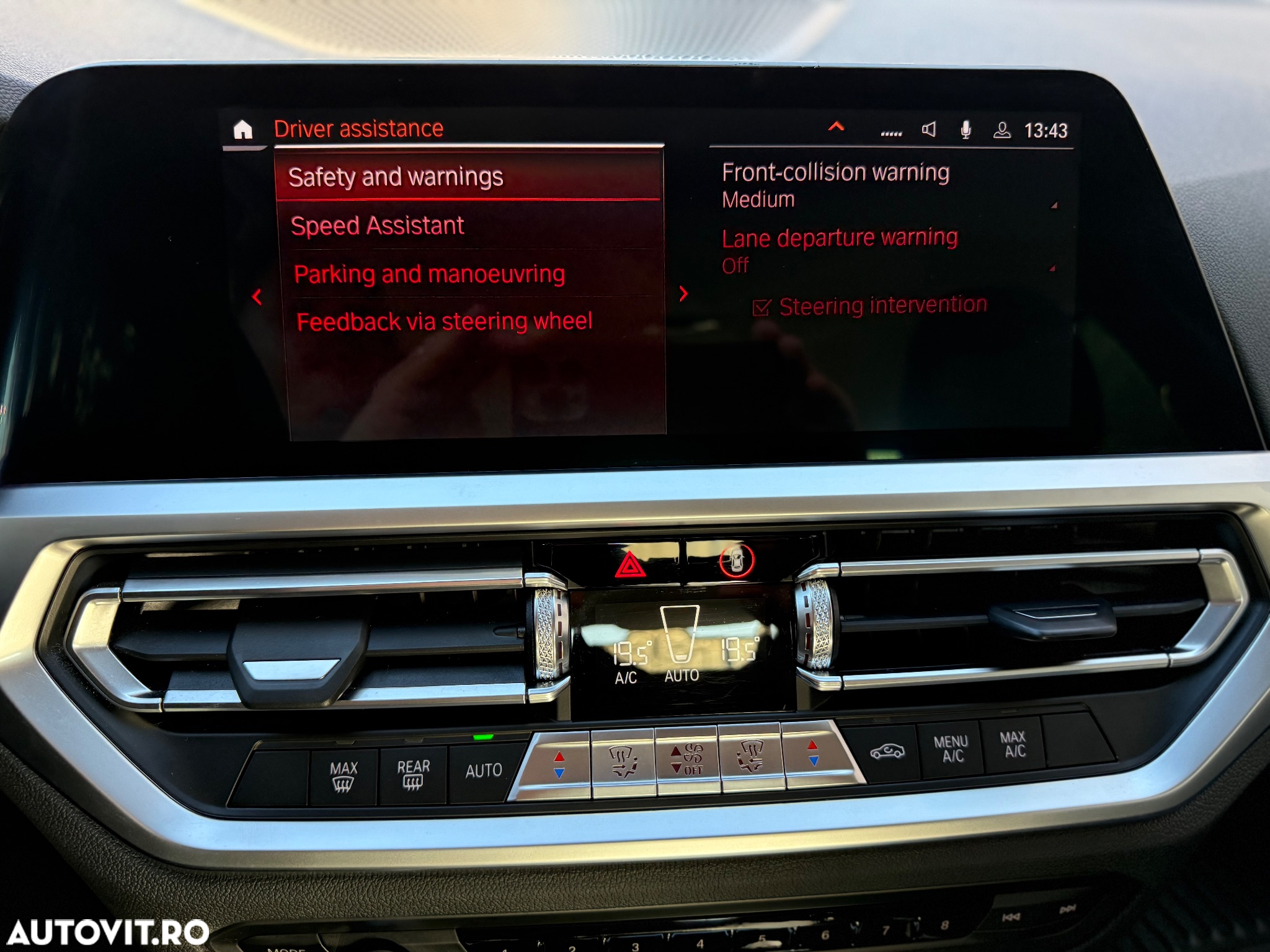 BMW Seria 3 318i Aut. Sport Line - 16