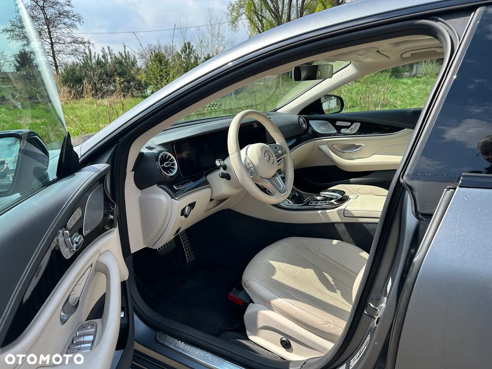 Mercedes-Benz CLS - 14