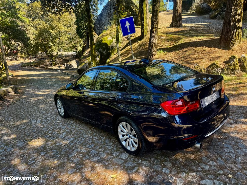 BMW 318 d Line Luxury - 5