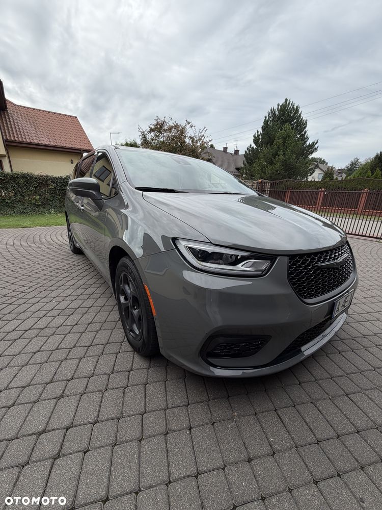 Chrysler Pacifica - 6