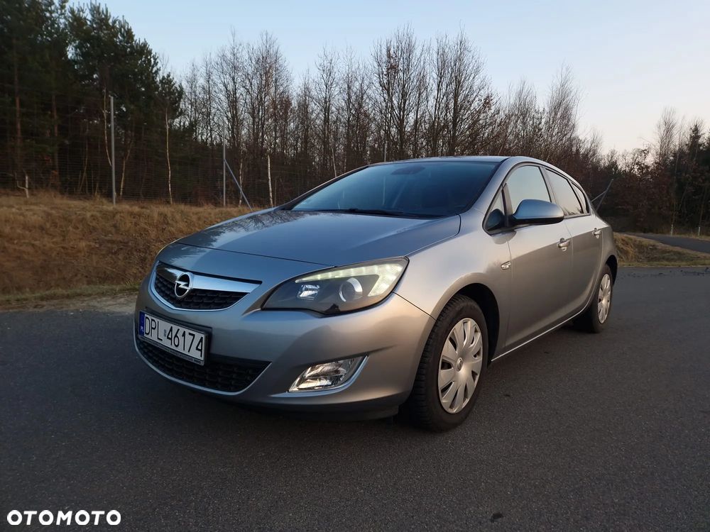 Opel Astra - 1