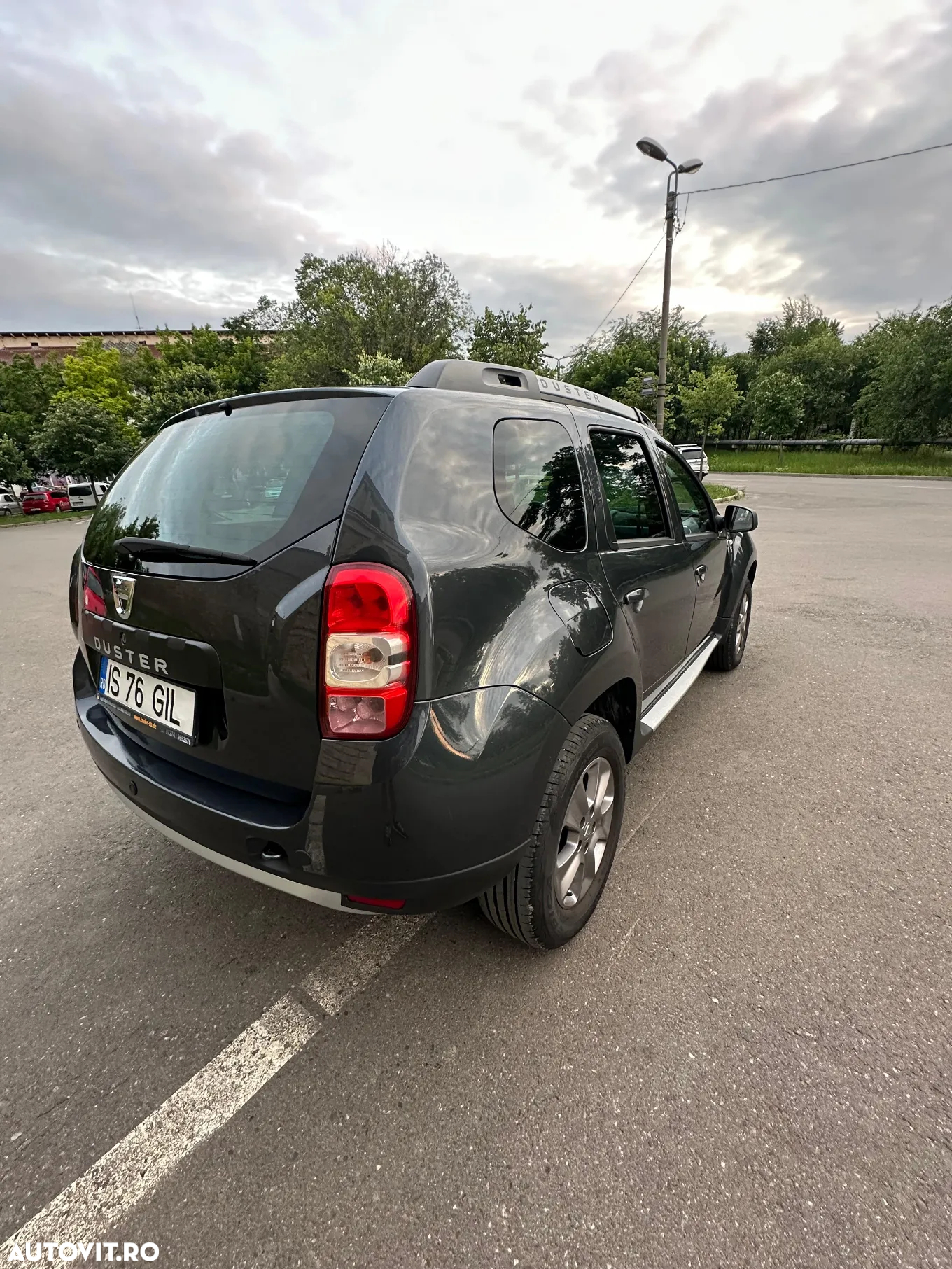 Dacia Duster 1.5 dCi 4x2 Laureate - 6