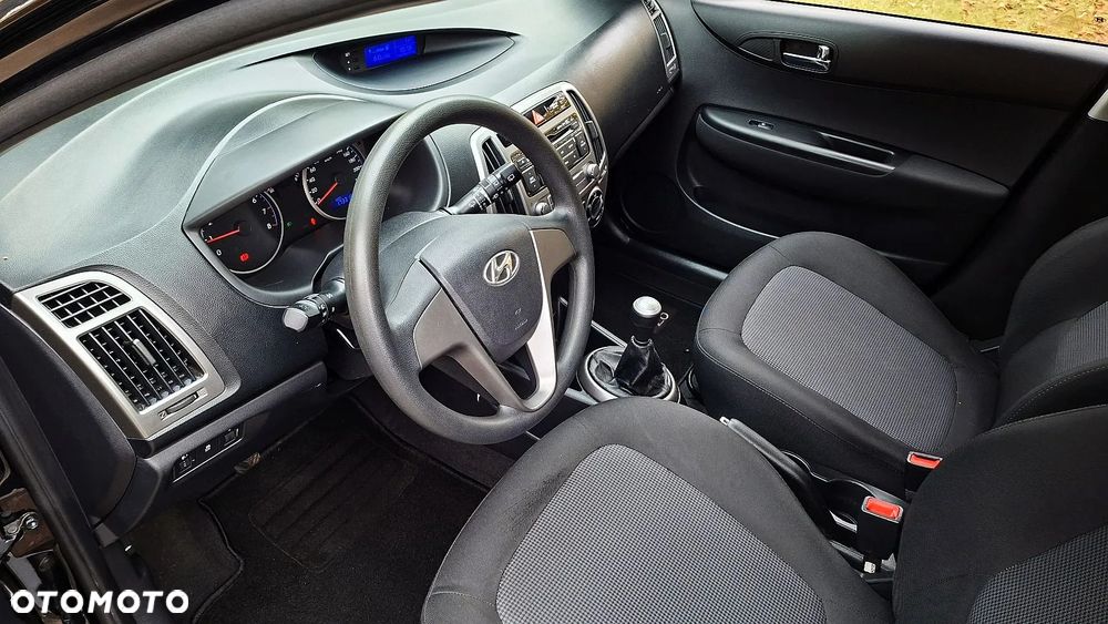 Hyundai i20 1.2 Intro Edition - 19