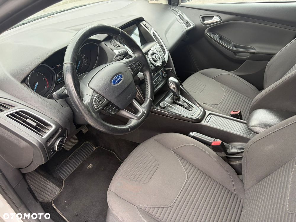 Ford Focus - 13