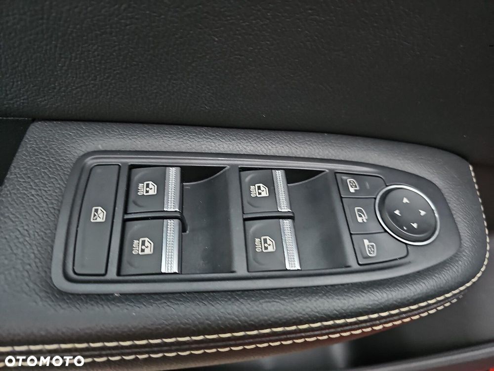 Renault Arkana 1.3 TCe mHEV Techno EDC - 25