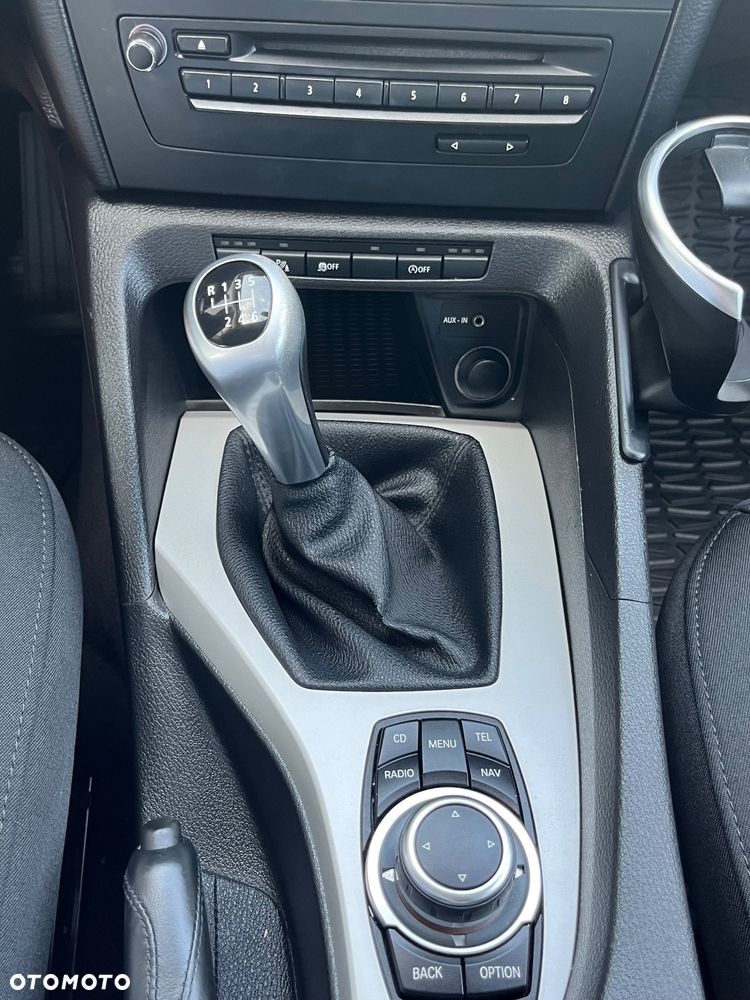 BMW X1 sDrive18d - 16