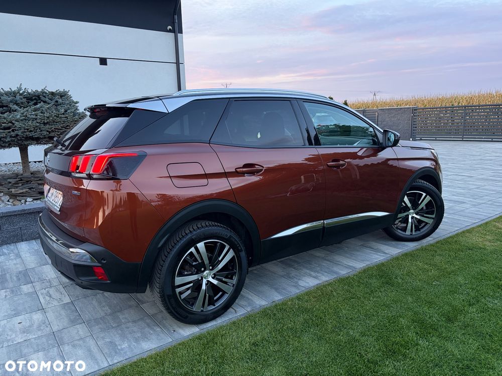 Peugeot 3008 1.2 PureTech Allure S&S - 19