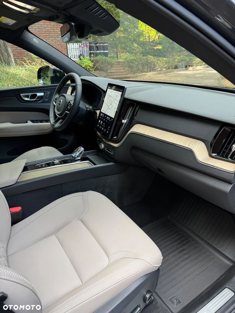 Volvo XC 60 - 23