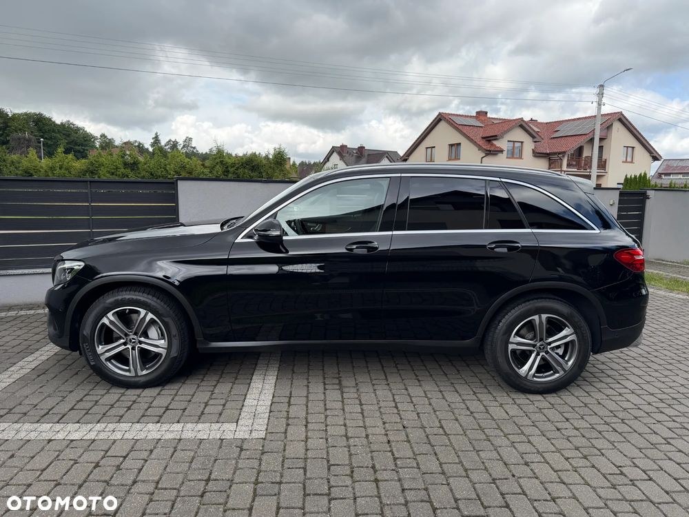 Mercedes-Benz GLC - 12