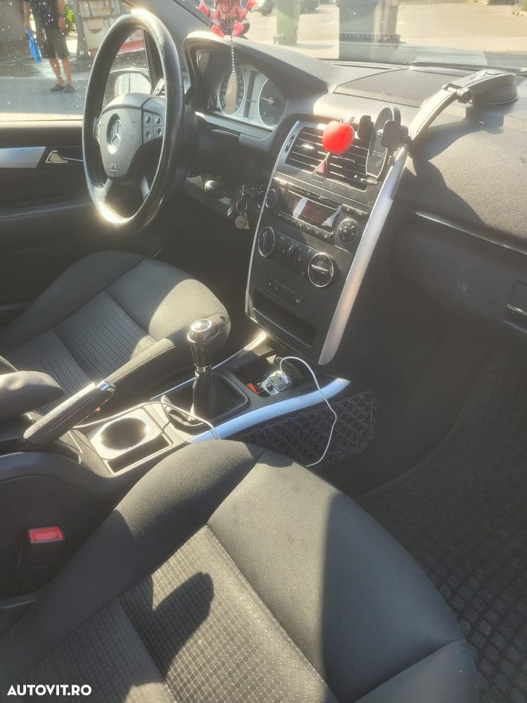 Mercedes-Benz B 200 CDI - 3