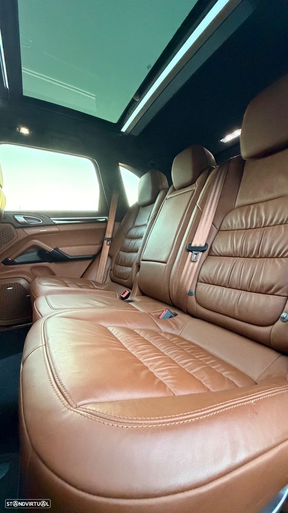 Porsche Cayenne S Hybrid Tiptronic S - 13