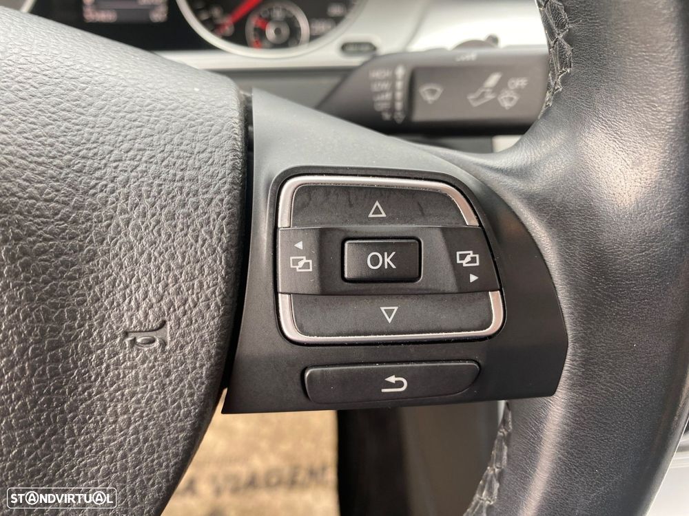 VW Passat CC 2.0 TDi BlueMotion - 26