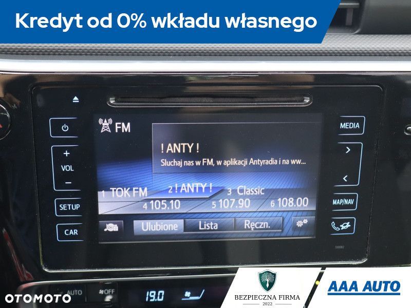 Toyota Auris - 13