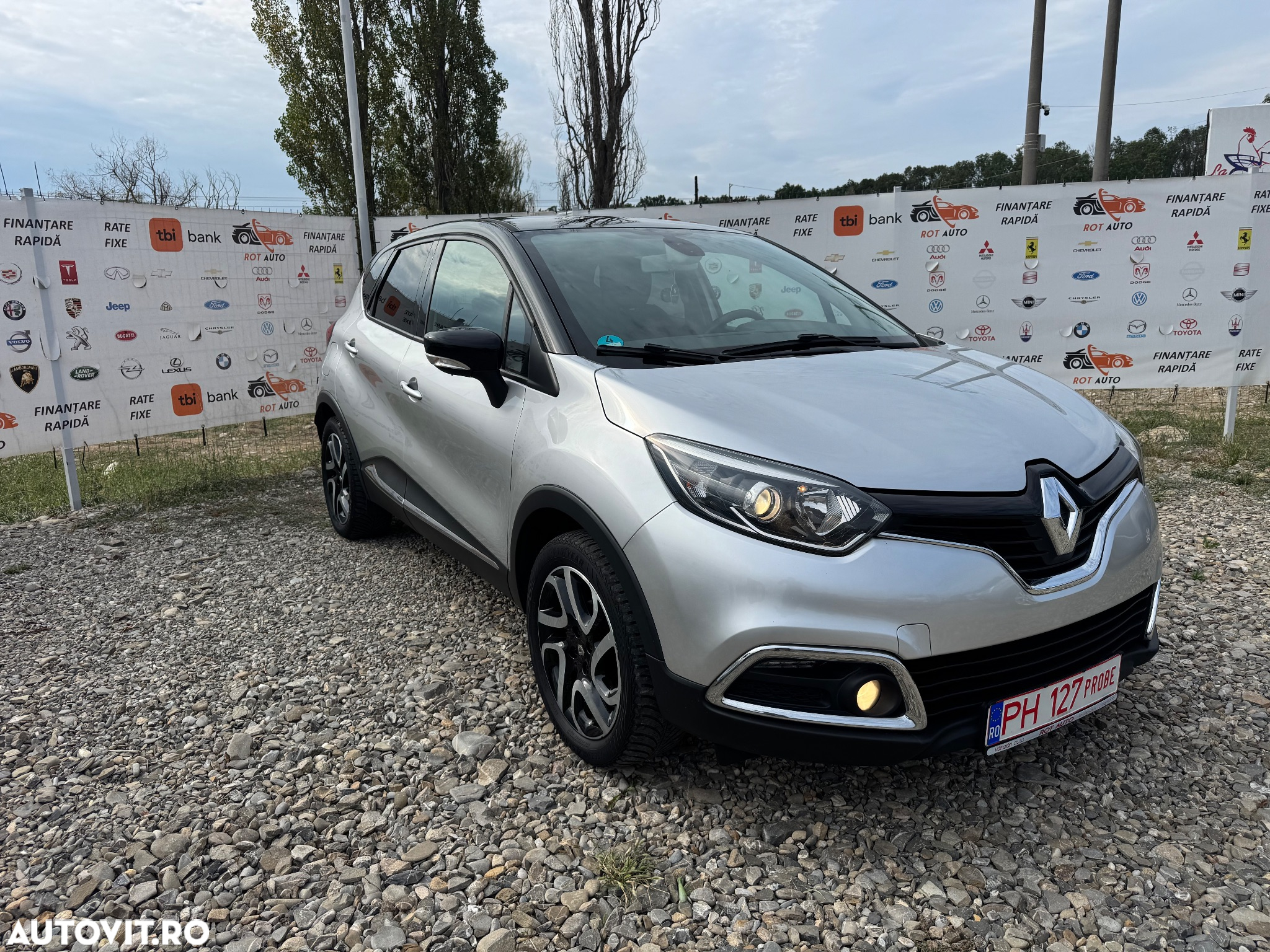 Renault Captur TCe 90 BUSINESS EDITION - 2