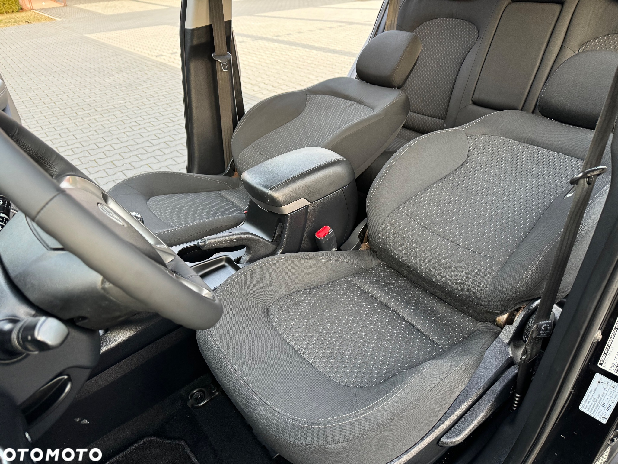 Hyundai ix35 1.6 2WD blue Style - 8