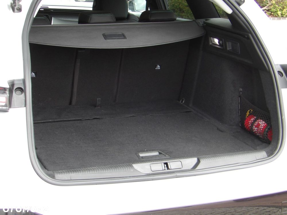 Peugeot 308 1.5 BlueHDi Allure Pack S&S EAT8 - 11