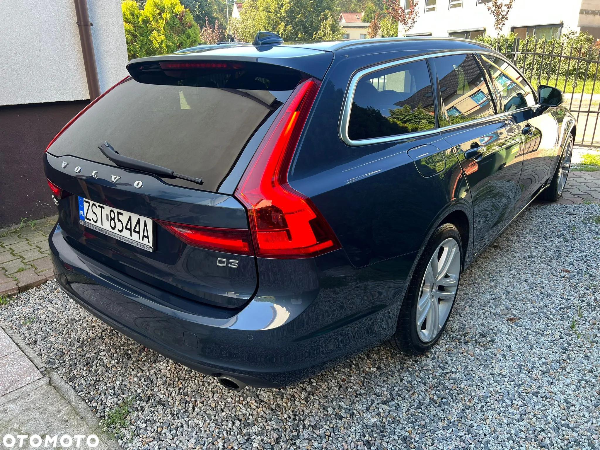 Volvo V90 D3 Momentum - 18