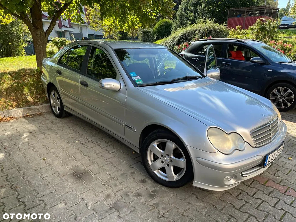 Mercedes-Benz Klasa C - 12
