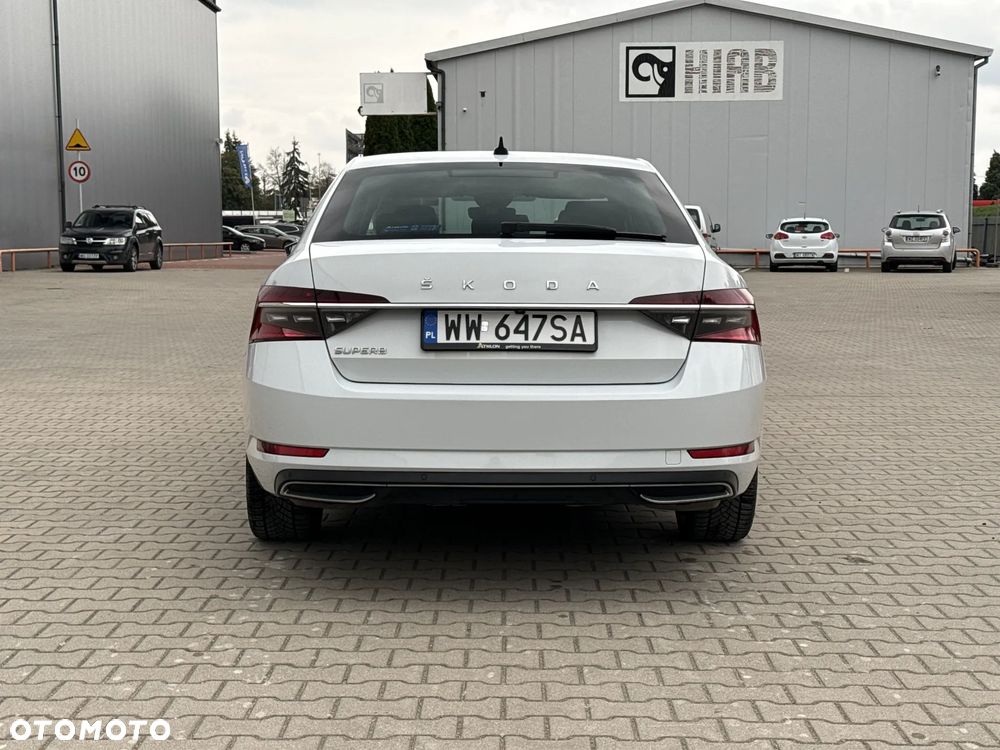 Skoda Superb 2.0 TSI L&K DSG - 4