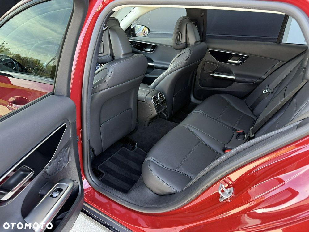 Mercedes-Benz Klasa C 220 d 4Matic All-Terrain 9G-TRONIC Avantgarde - 17