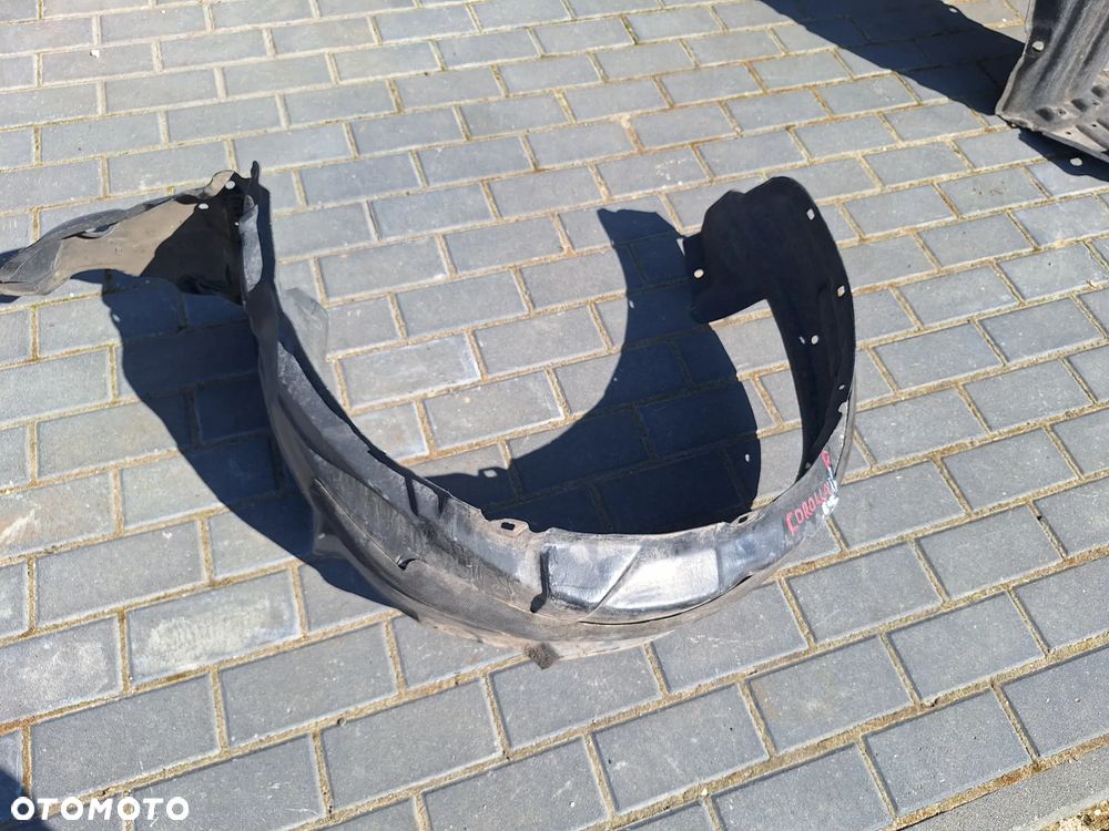 NADKOLE PRAWE PRZÓD PRZEDNIE TOYOTA COROLLA E15 - 3