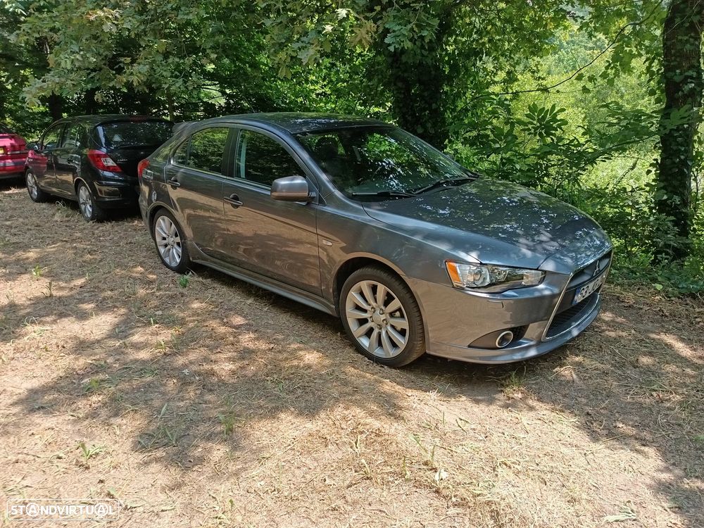 Mitsubishi Lancer Sportback 1.8 Invite - 4