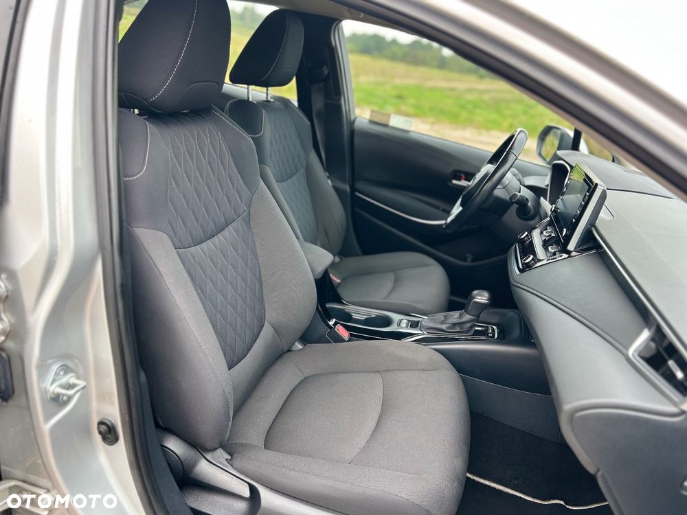 Toyota Corolla 1.8 Hybrid Comfort - 30