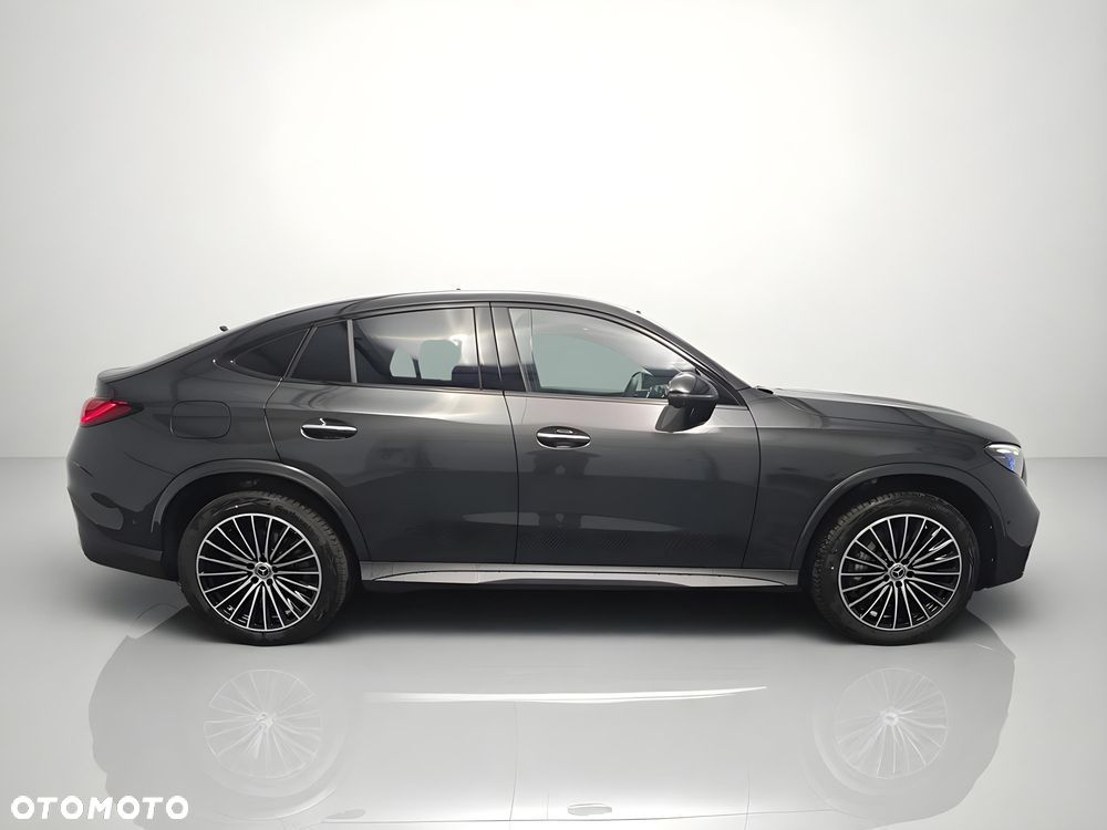 Mercedes-Benz GLC 220 d mHEV 4-Matic AMG Line - 4