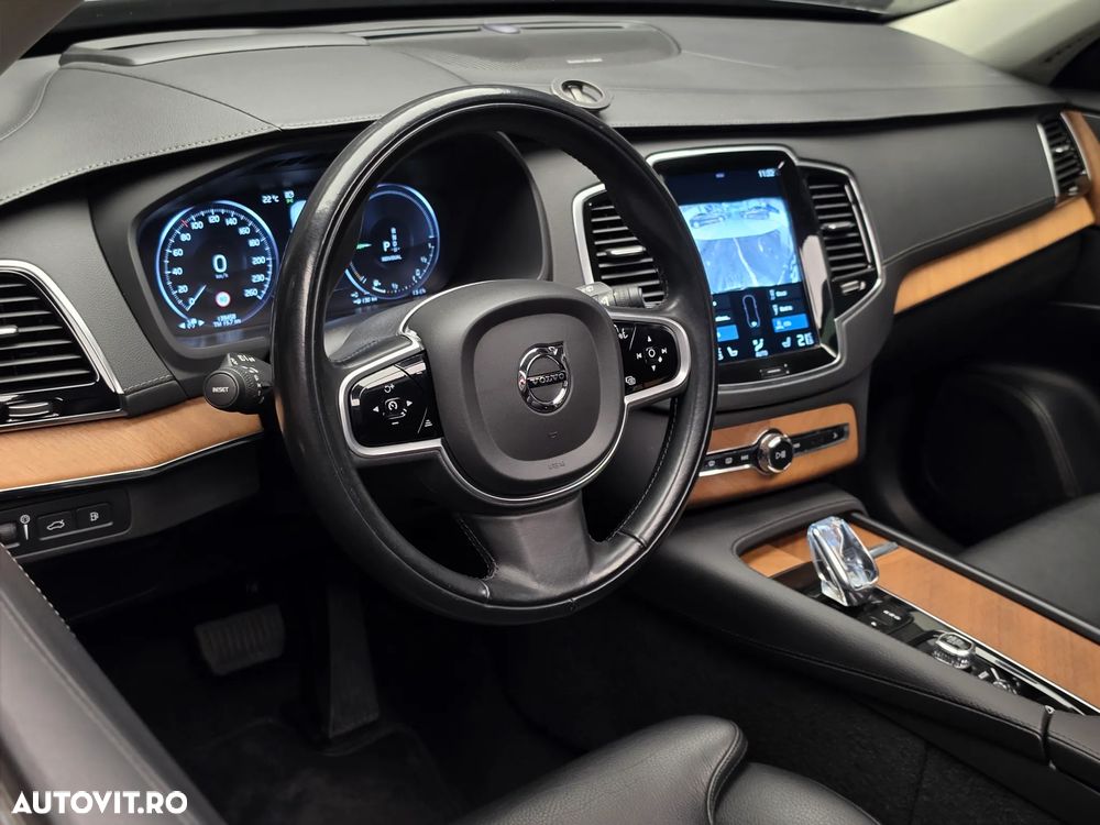 Volvo XC 90 T8 AWD Recharge Geartronic Inscription - 8